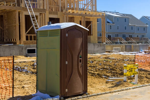 Best Portable restroom trailer rental  in Clarendon, TX