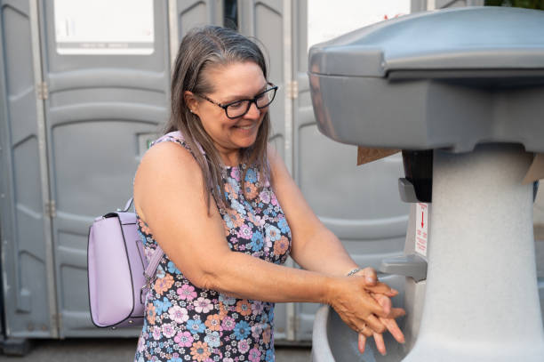 Best Luxury portable toilet rental  in Clarendon, TX